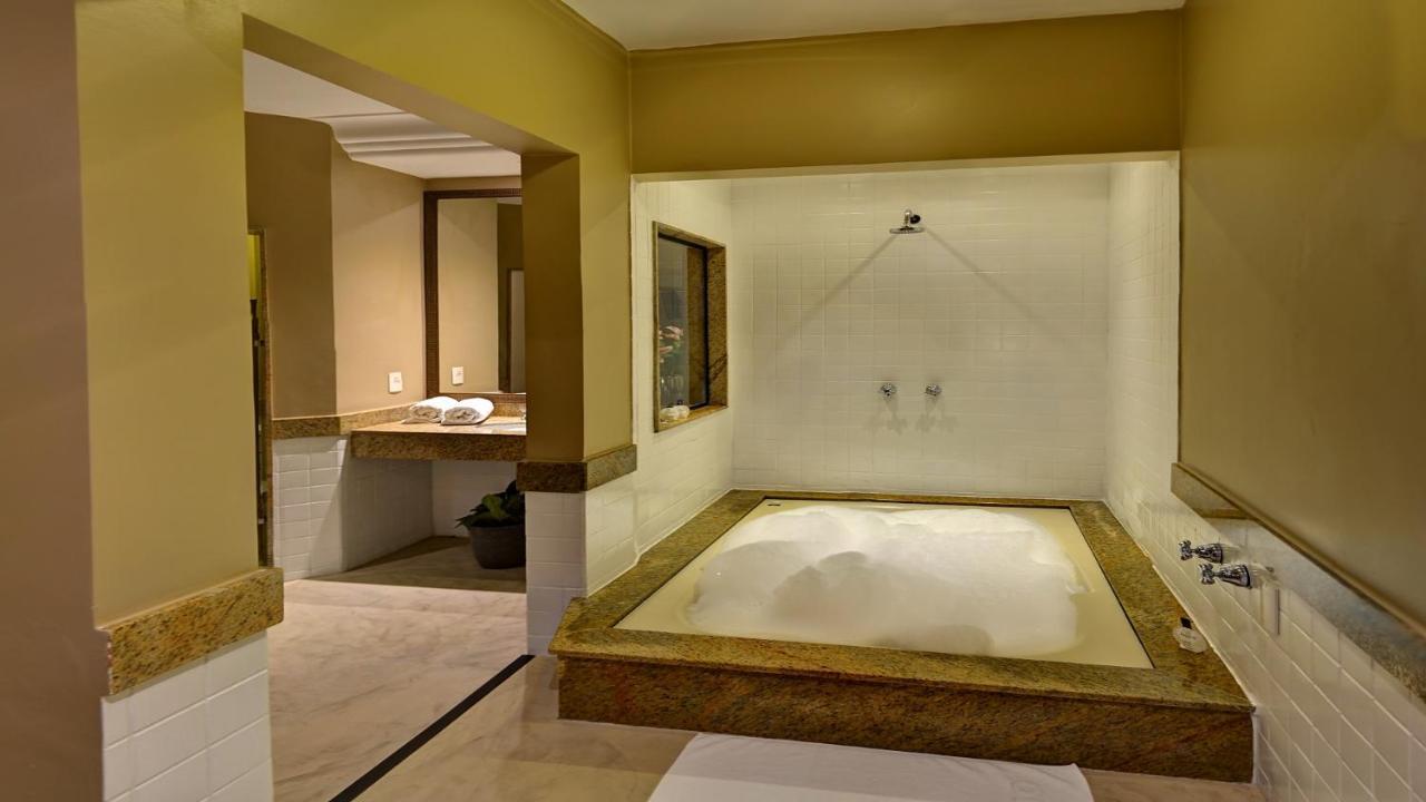 Palacio Oasis (Adults Only) Uberlândia Dış mekan fotoğraf