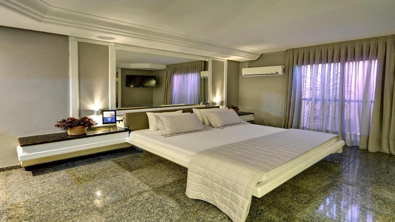 Palacio Oasis (Adults Only) Uberlândia Dış mekan fotoğraf