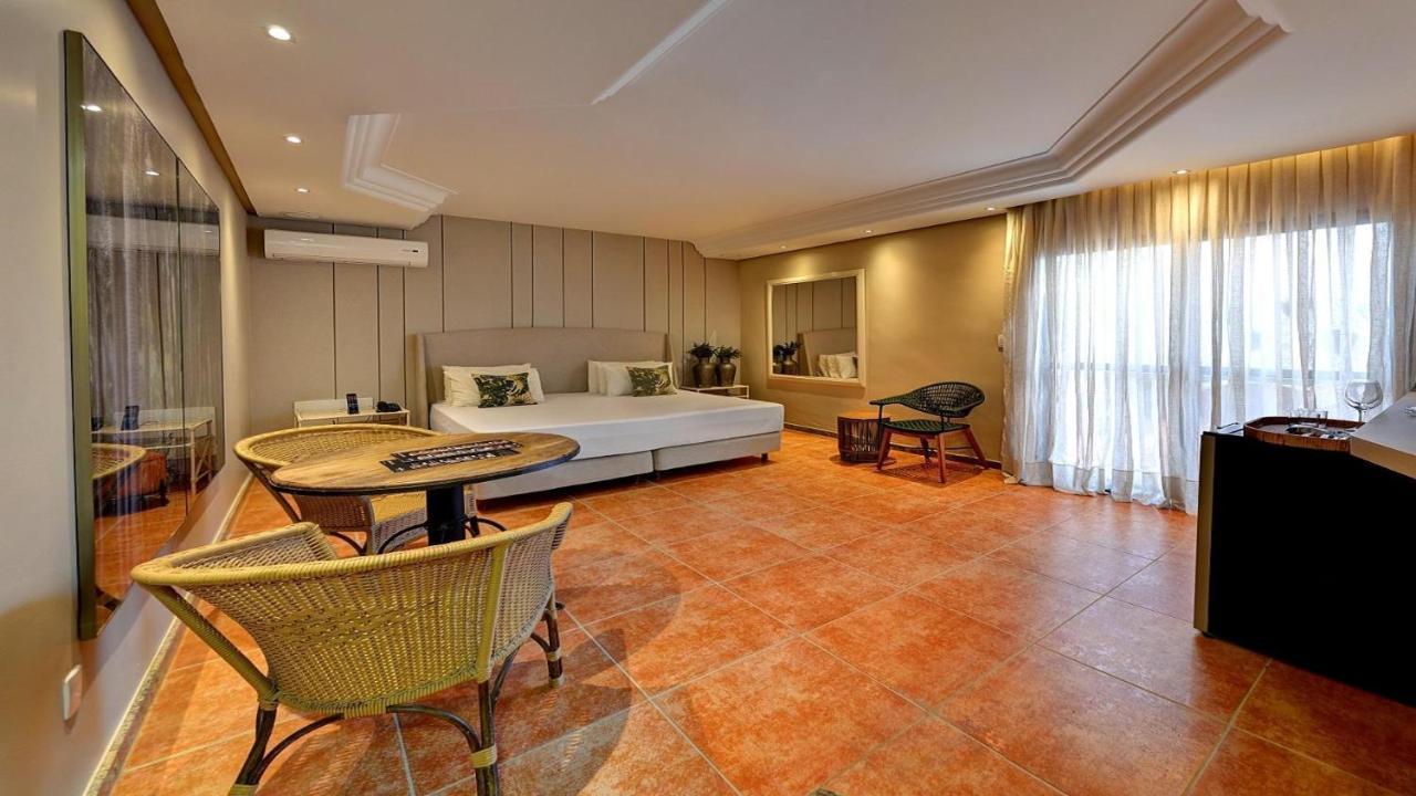 Palacio Oasis (Adults Only) Uberlândia Dış mekan fotoğraf