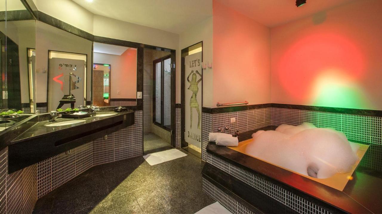 Palacio Oasis (Adults Only) Uberlândia Dış mekan fotoğraf